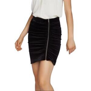 1.STATE Y2K Women's Moody Hues Rich Black Velvet With Zipper Mini Skirt, size L